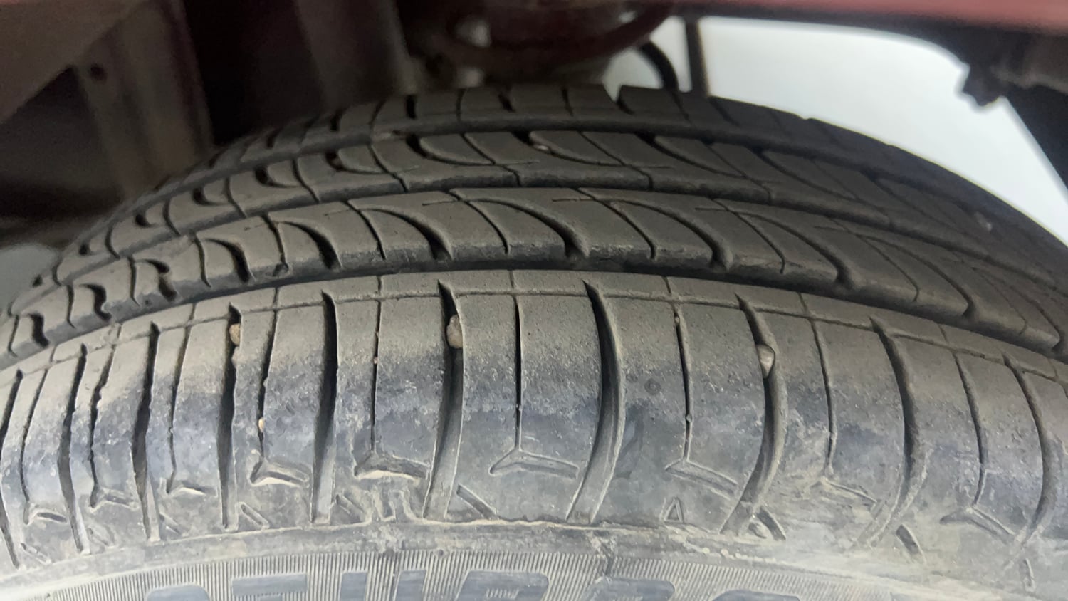 Used 2013 Maruti Suzuki Alto K10 VXi Petrol Manual tyres LEFT REAR TYRE TREAD VIEW