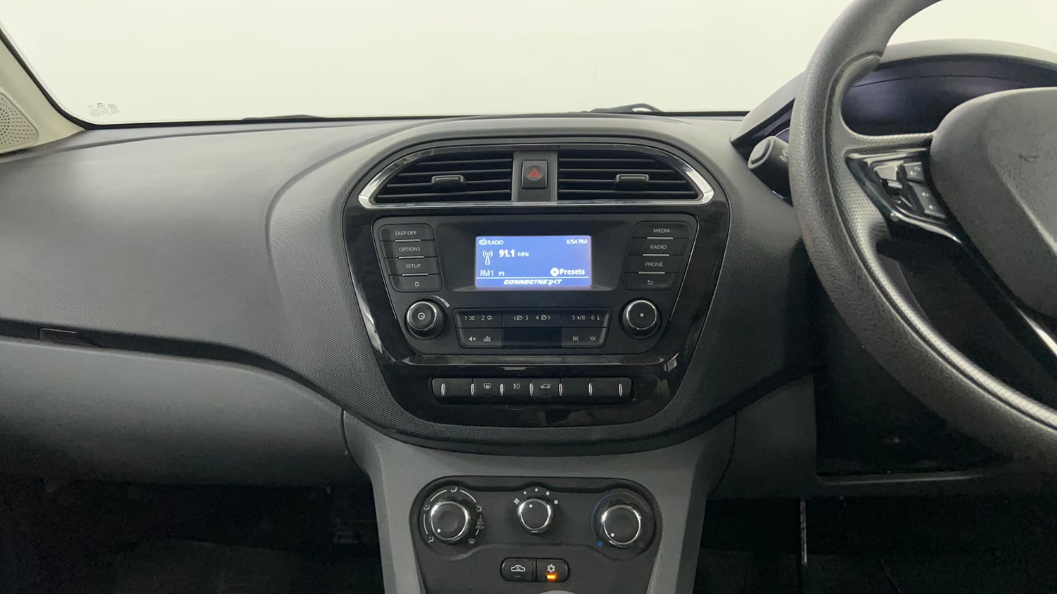 Used 2018 Tata Tigor Revotron XZA Petrol Automatic interior MUSIC SYSTEM & AC CONTROL VIEW