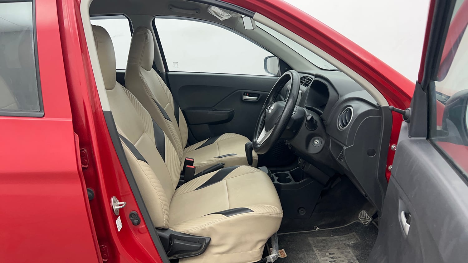 Used 2023 Maruti Suzuki Alto K10 VXi Plus AGS Petrol Automatic interior RIGHT SIDE FRONT DOOR CABIN VIEW