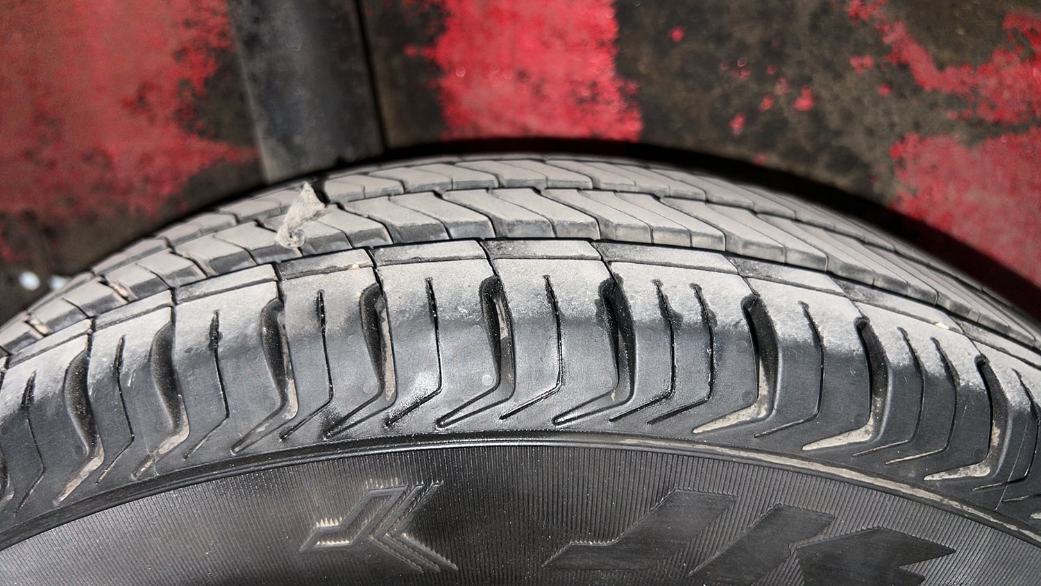 Used 2023 Maruti Suzuki Alto K10 VXi Plus AGS Petrol Automatic tyres RIGHT REAR TYRE TREAD VIEW