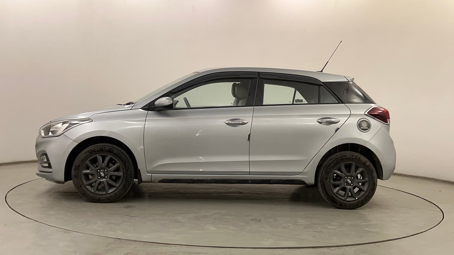 Used 2020 Hyundai Elite i20 Sportz Plus 1.2 Petrol Manual exterior LEFT SIDE VIEW