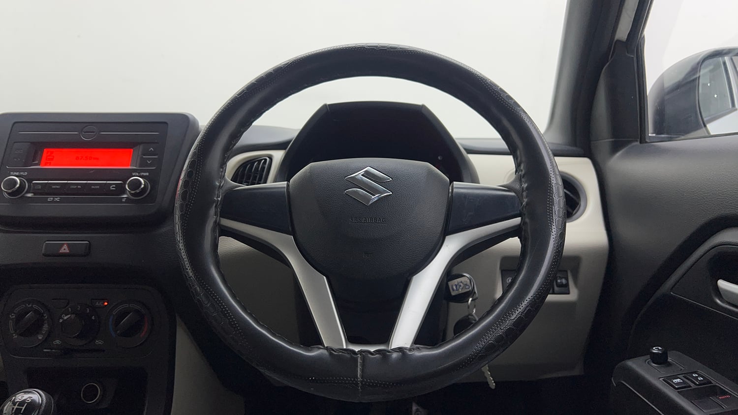 Used 2024 Maruti Suzuki Wagon R VXI 1.0 Petrol Manual interior STEERING VIEW