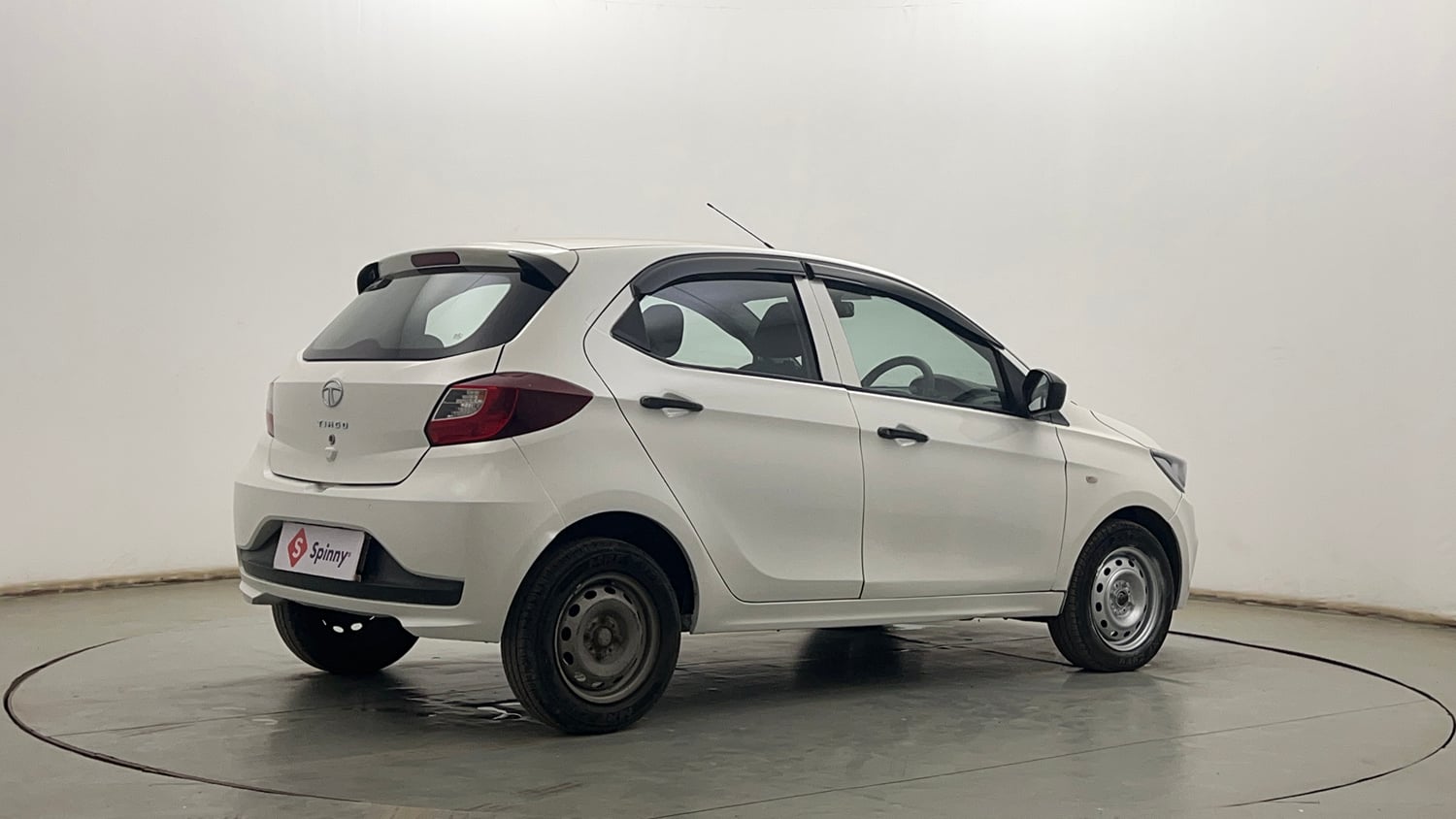 Used 2021 Tata Tiago XE Petrol Manual exterior RIGHT REAR CORNER VIEW