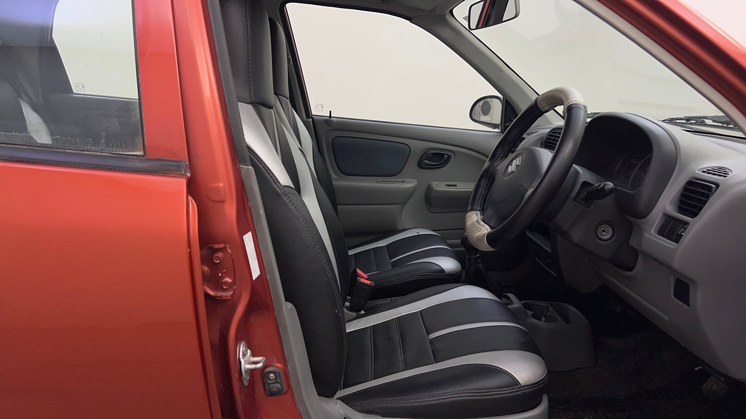 Used 2013 Maruti Suzuki Alto K10 VXi Petrol Manual interior RIGHT SIDE FRONT DOOR CABIN VIEW