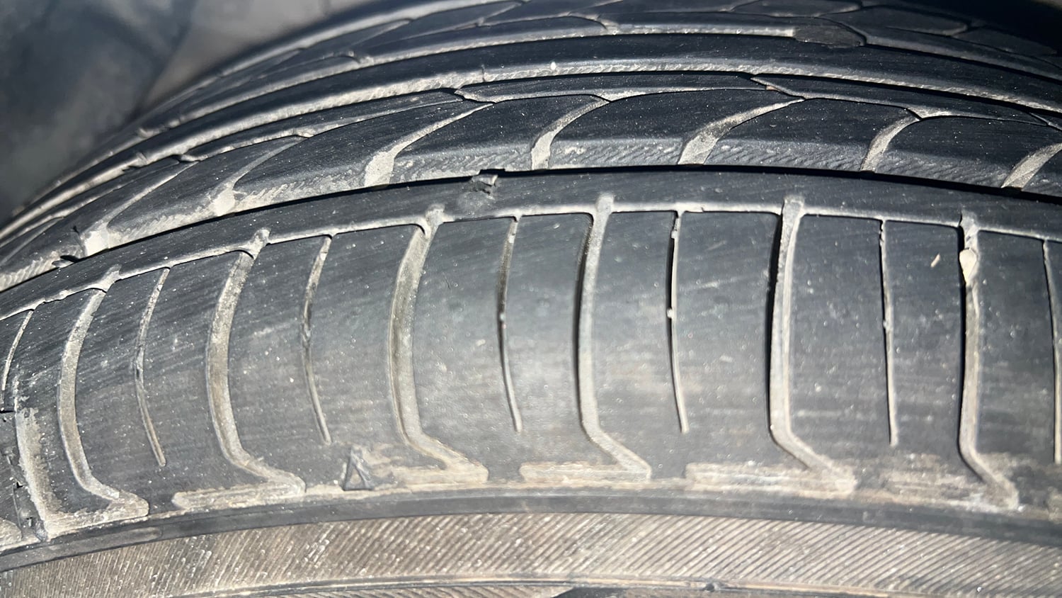 Used 2019 Hyundai Xcent SX Petrol Manual tyres RIGHT REAR TYRE TREAD VIEW