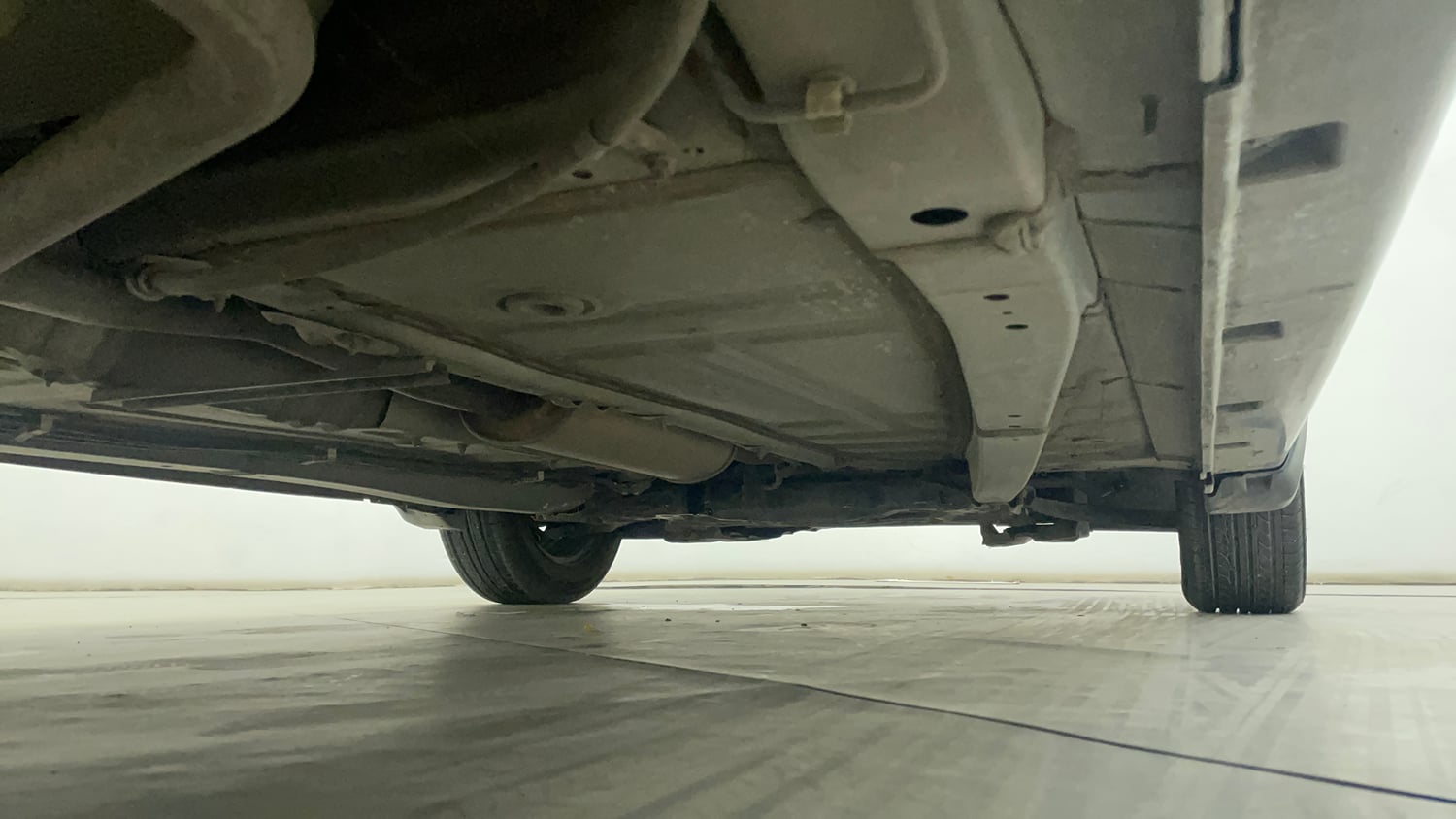 Used 2019 Maruti Suzuki Baleno Delta Petrol Manual extra REAR RIGHT UNDERBODY VIEW