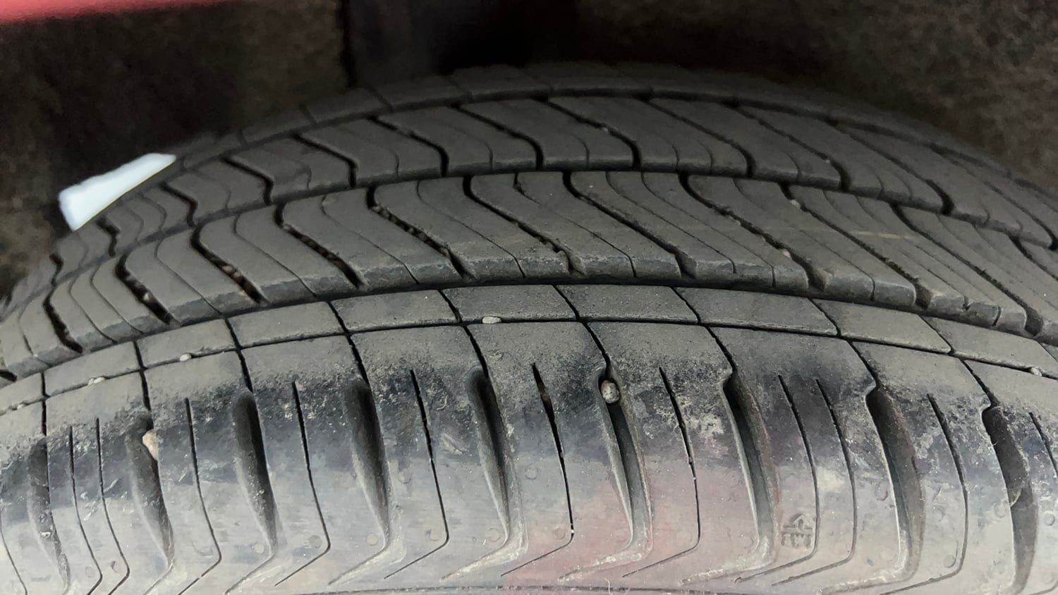 Used 2018 Maruti Suzuki Baleno Alpha 1.2 AT Petrol Automatic tyres RIGHT REAR TYRE TREAD VIEW