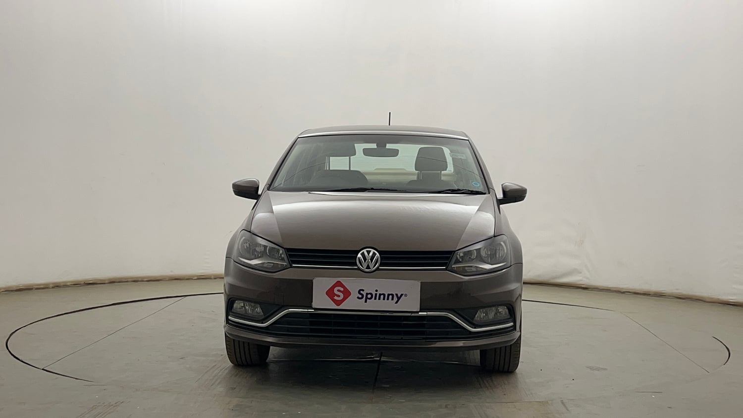 Used 2018 Volkswagen Ameo Highline1.2L Plus (P) 16 Alloy Petrol Manual exterior FRONT VIEW