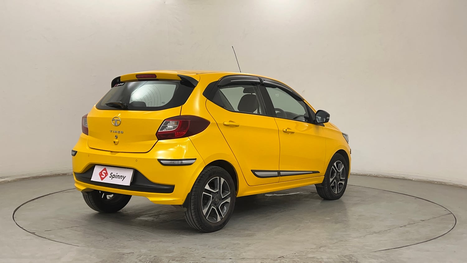 Used 2020 Tata Tiago XZA Plus Petrol Automatic exterior RIGHT REAR CORNER VIEW
