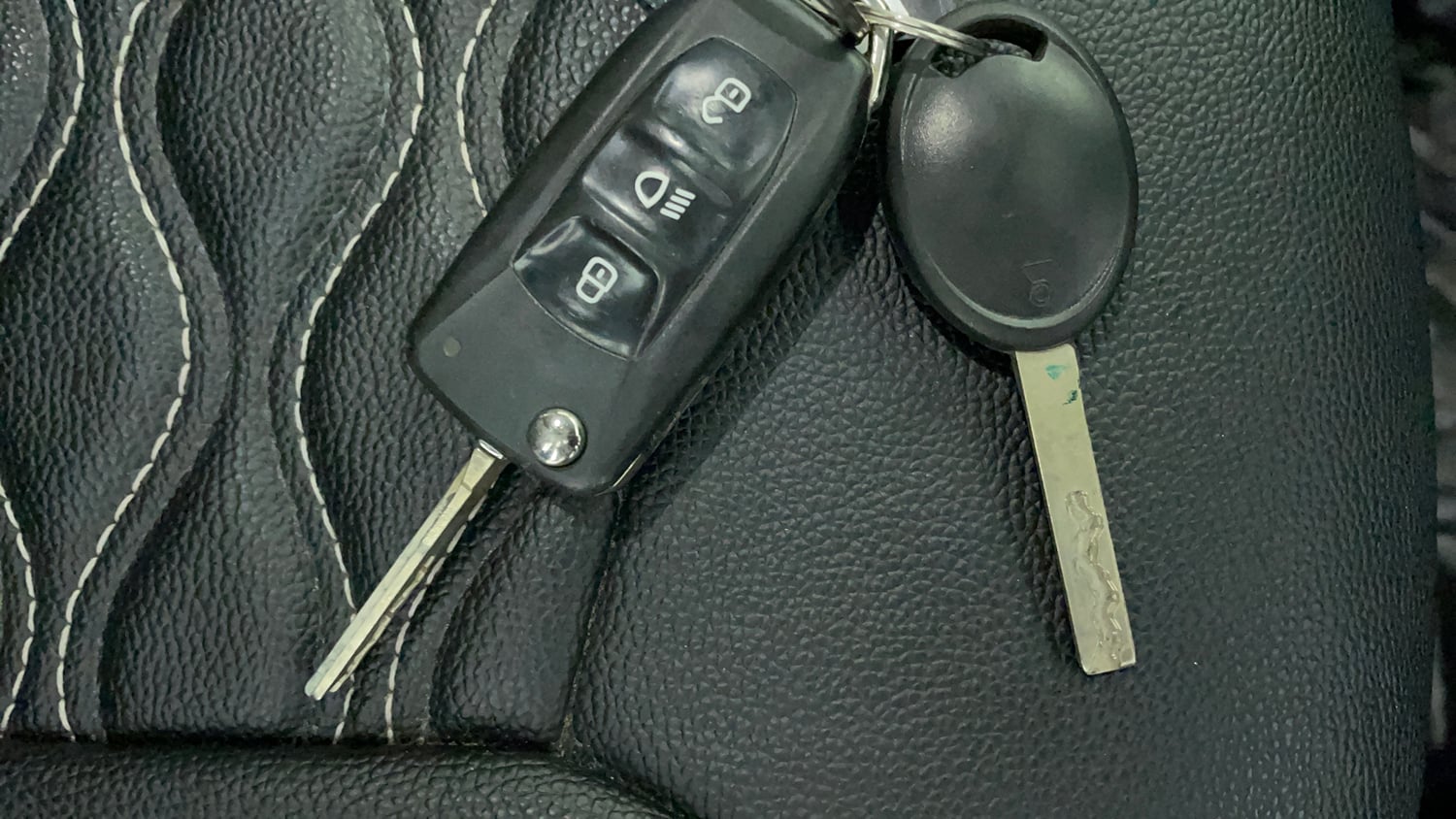 Used 2021 Tata Tiago XZ Petrol Manual extra CAR KEY VIEW