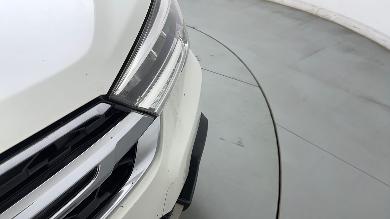 Used 2022 Maruti Suzuki XL6 Alpha Plus MT Petrol Petrol Manual dents MINOR SCRATCH