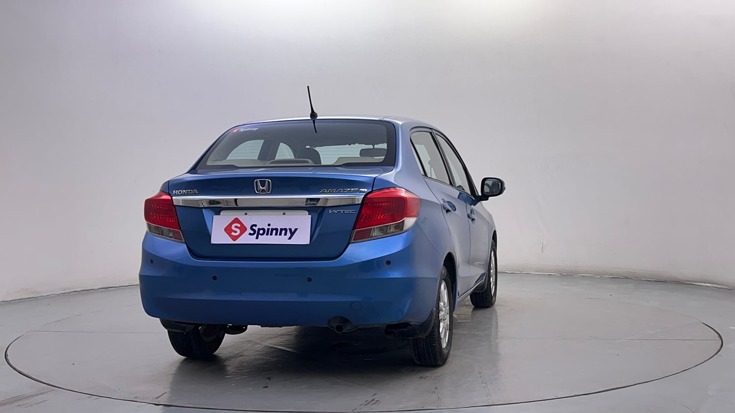 Used 2013 Honda Amaze 1.2 VX AT i-VTEC Petrol Automatic exterior RIGHT REAR CORNER VIEW