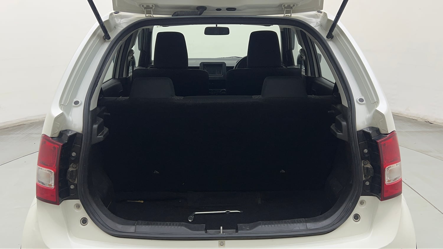 Used 2024 Maruti Suzuki Ignis Sigma 1.2 MT Petrol Manual interior DICKY INSIDE VIEW