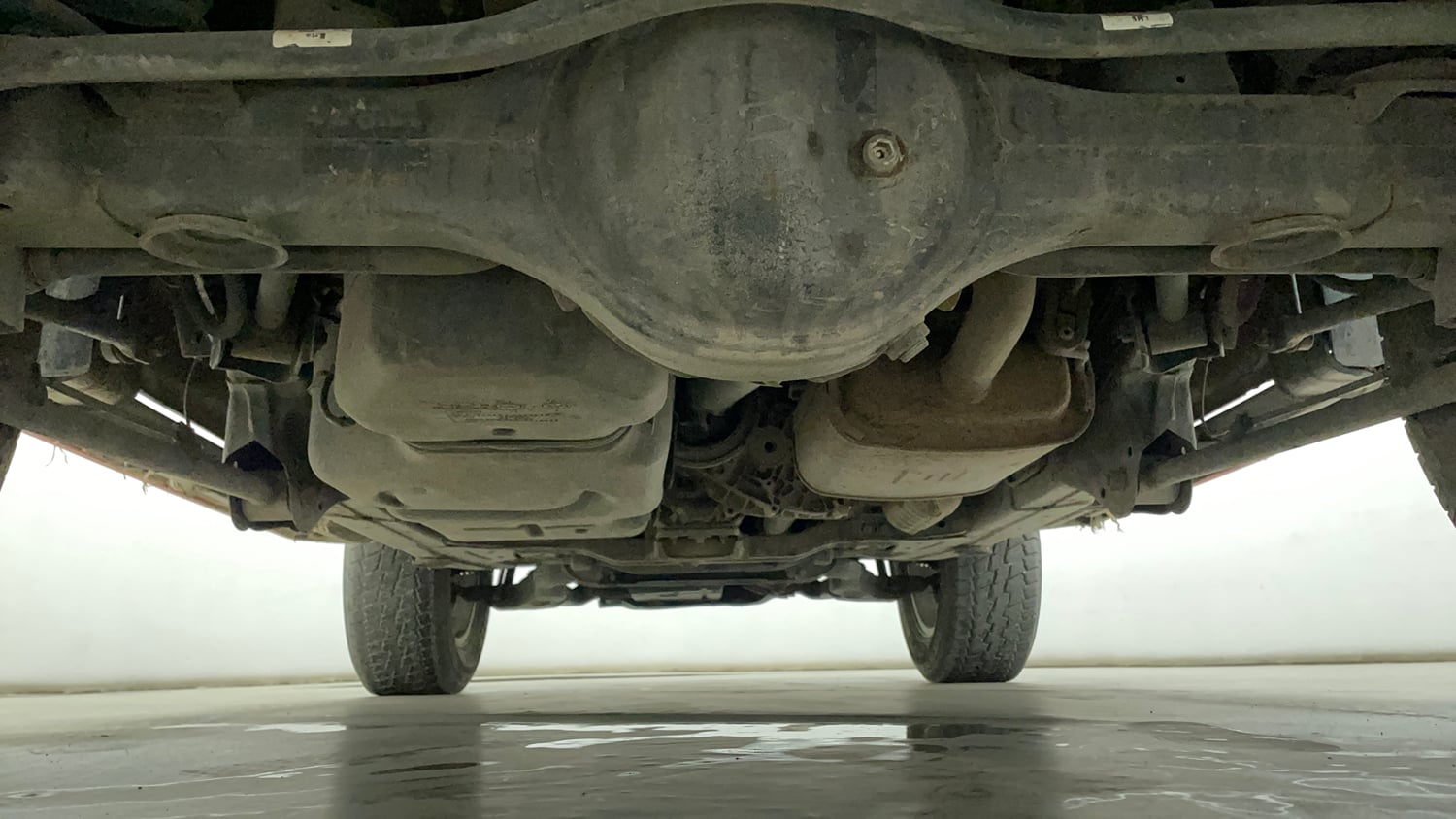 Used 2024 Mahindra Thar LX Hard Top Diesel MT 4WD Diesel Manual extra REAR UNDERBODY VIEW (TAKEN FROM REAR)