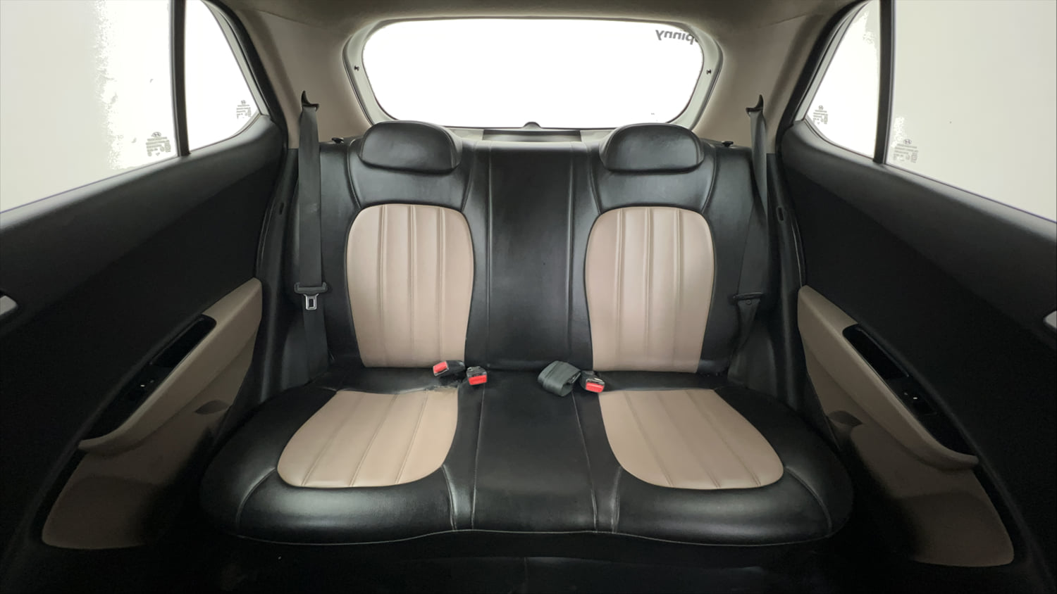 Used 2018 Hyundai Grand i10 Sportz (O) AT 1.2 Kappa VTVT Petrol Automatic interior REAR SEAT CONDITION VIEW