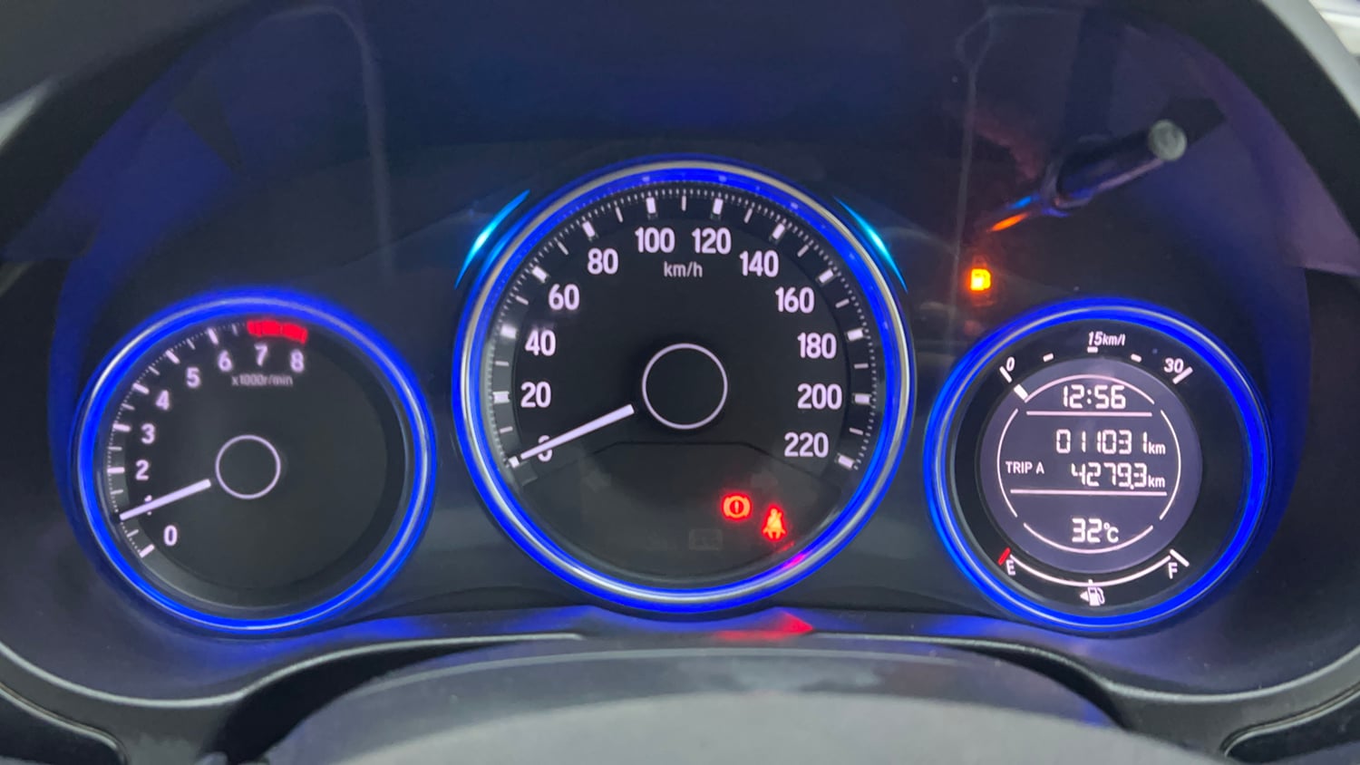 Used 2015 Honda City V Petrol Manual interior CLUSTERMETER VIEW