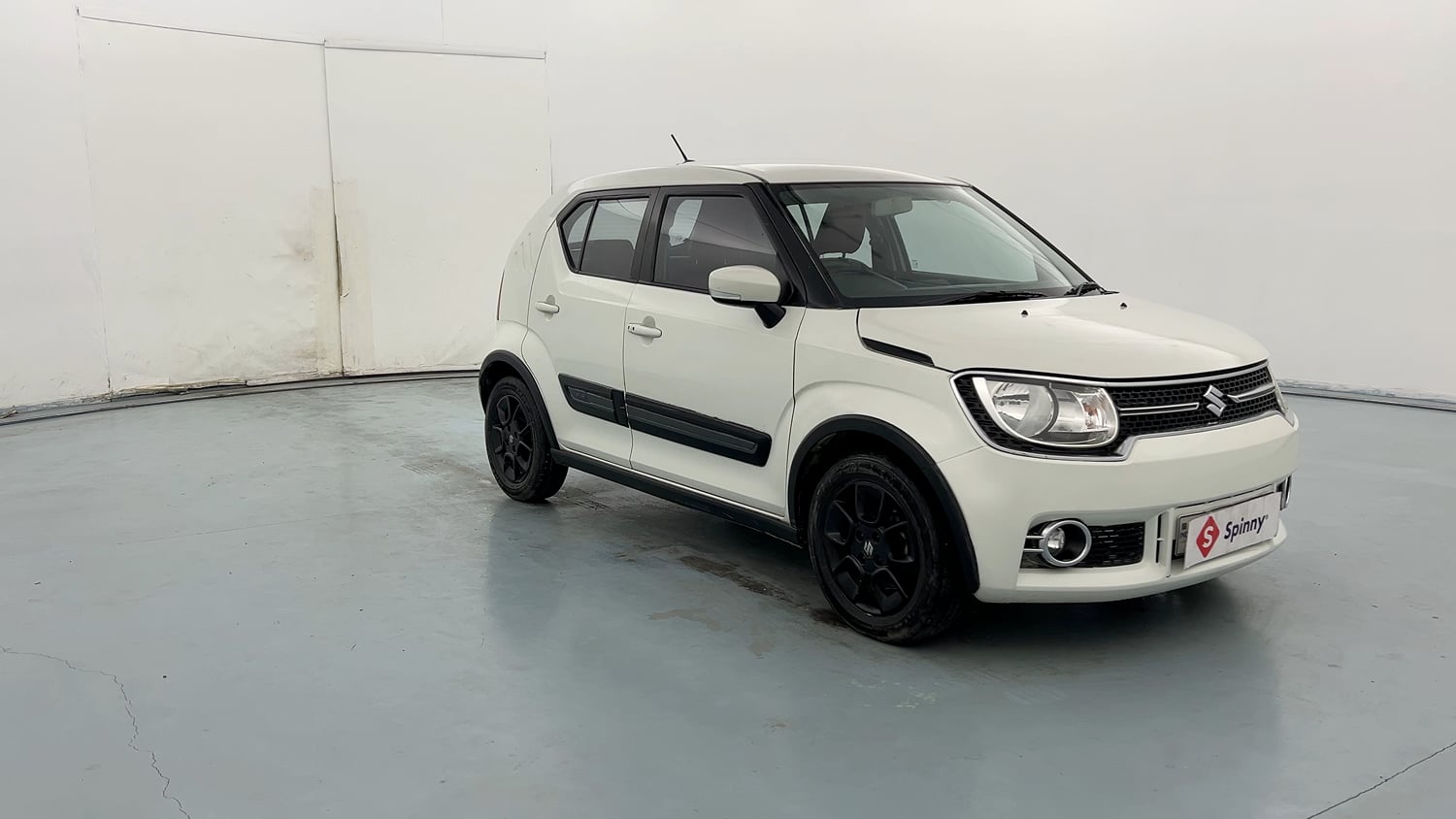 Used 2017 Maruti Suzuki Ignis Zeta 1.2 MT Petrol Manual exterior RIGHT FRONT CORNER VIEW