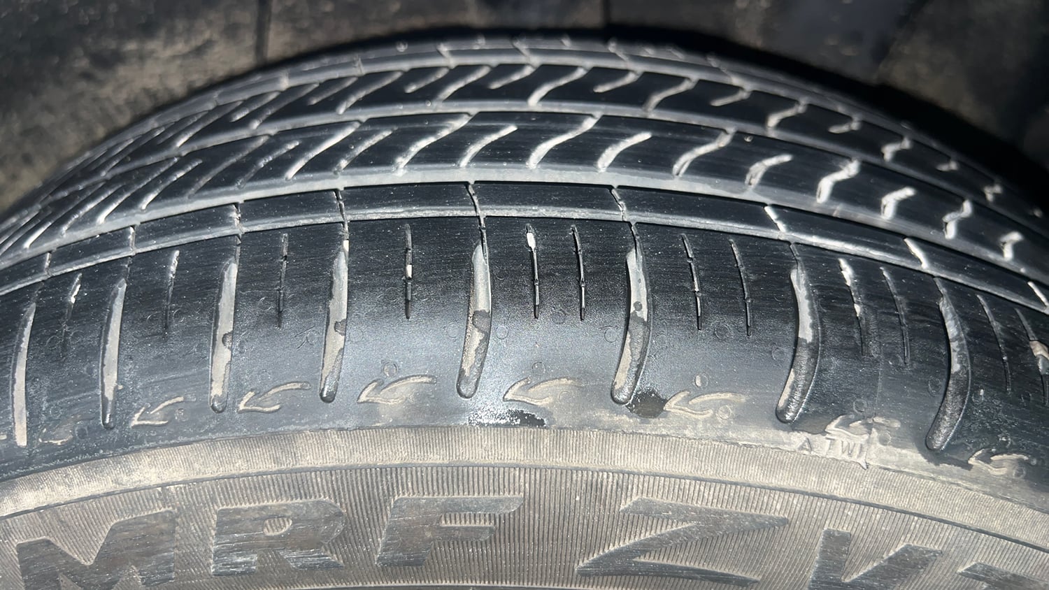 Used 2023 Hyundai Aura SX 1.2 Petrol Petrol Manual tyres LEFT REAR TYRE TREAD VIEW