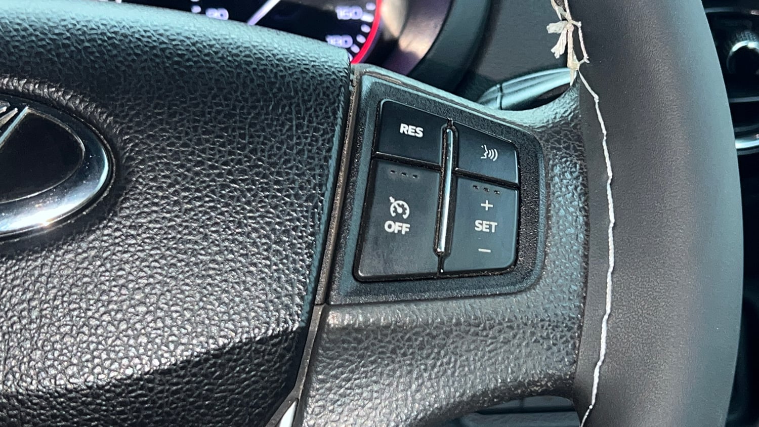 Used 2022 mahindra Thar LX Hard Top Petrol AT 4WD Petrol Automatic top_features Cruise control