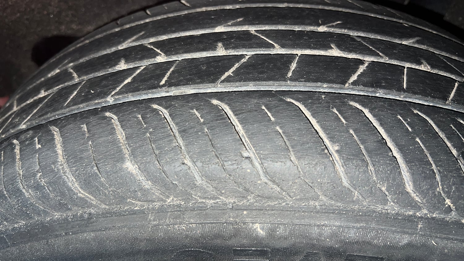 Used 2019 Toyota Glanza V CVT Petrol Automatic tyres LEFT REAR TYRE TREAD VIEW