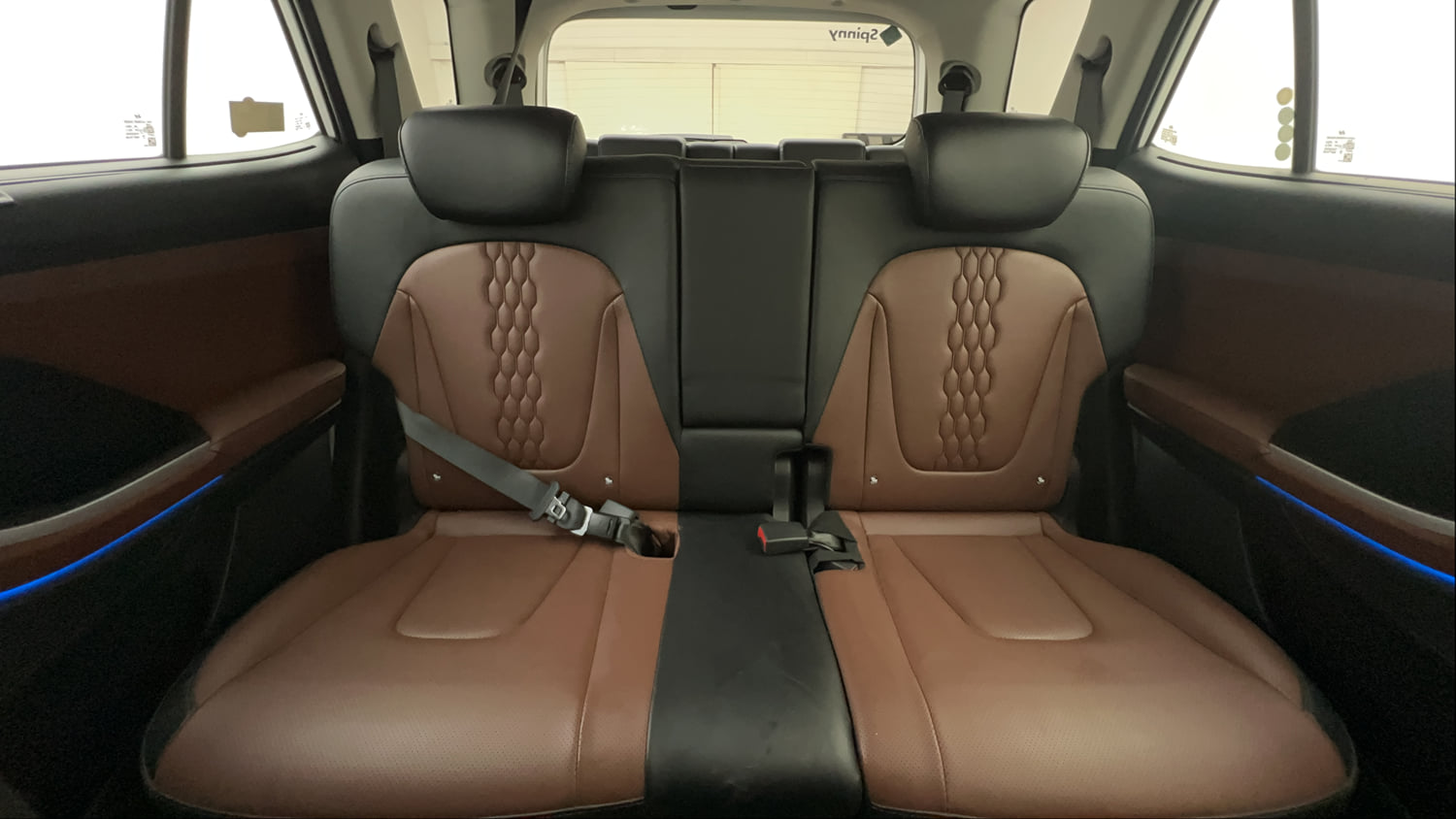 Used 2024 Hyundai Alcazar Signature (O) 7 STR 1.5 Petrol DCT Petrol Automatic interior REAR SEAT CONDITION VIEW