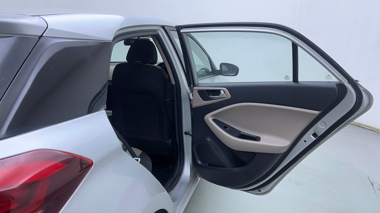 Used 2017 Hyundai Elite i20 Asta 1.2 Petrol Manual interior RIGHT REAR DOOR OPEN VIEW