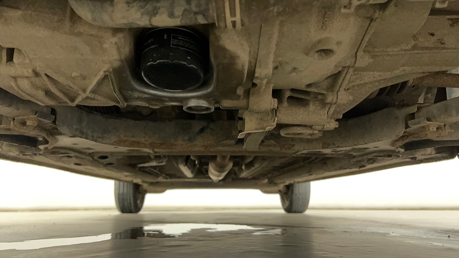 Used 2021 Renault Triber RXZ EASY-R AMT Petrol Automatic extra FRONT LEFT UNDERBODY VIEW