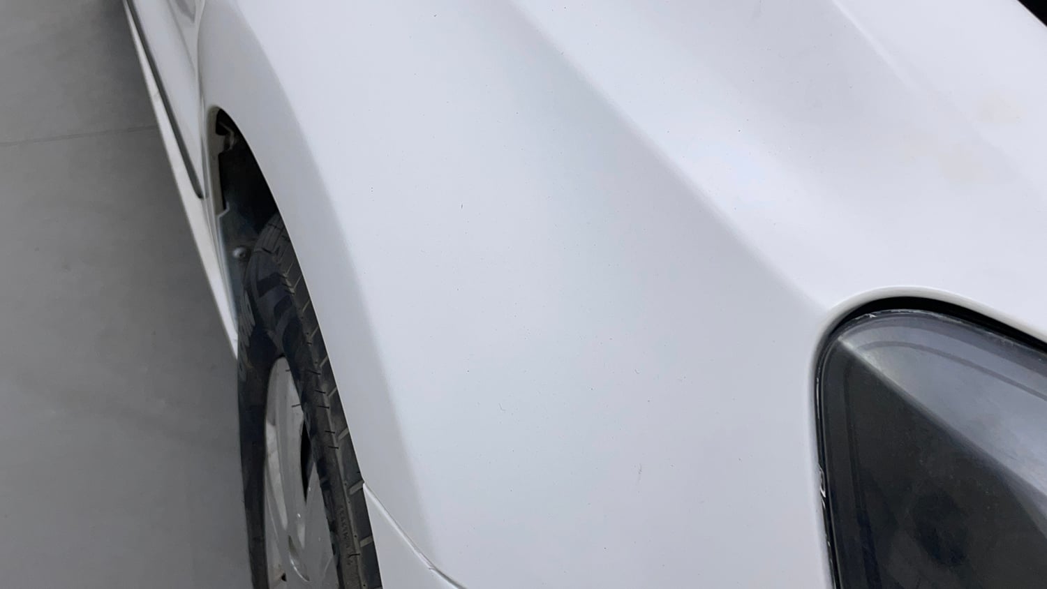 Used 2015 Volkswagen Polo Trendline 1.2L (P) Petrol Manual dents MINOR SCRATCH