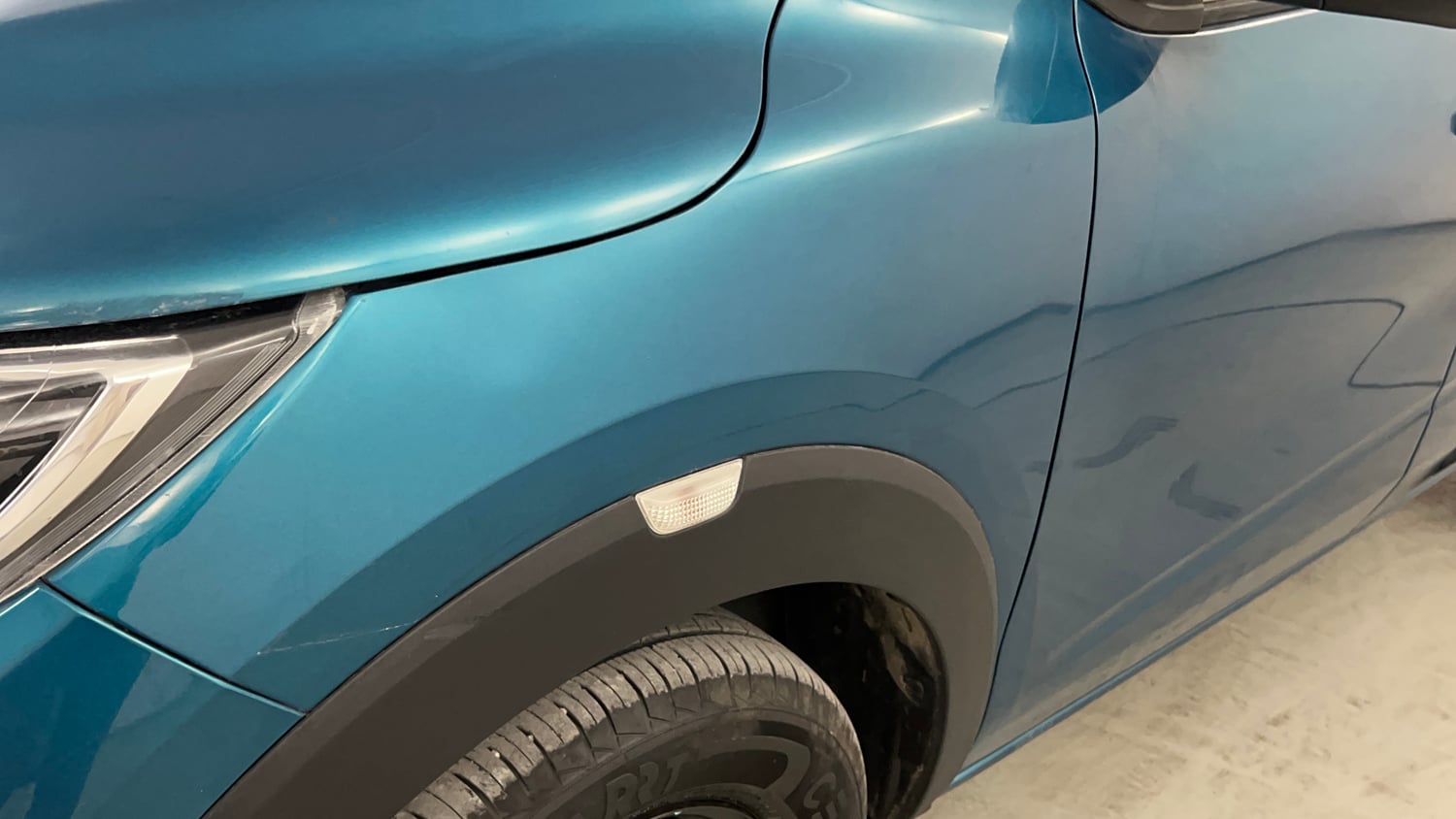 Used 2025 Renault Triber Evolution Petrol Manual dents MINOR DENT