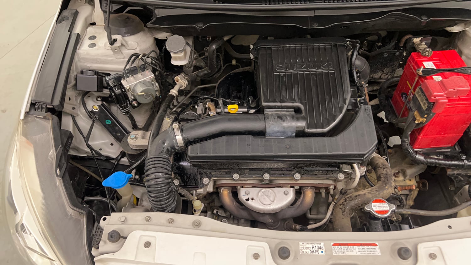 Used 2018 Maruti Suzuki Ciaz Delta 1.4 AT Petrol Automatic engine ENGINE RIGHT SIDE VIEW