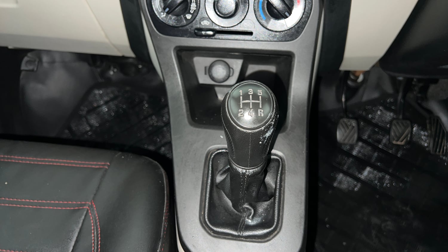 Used 2024 Maruti Suzuki Wagon R LXI 1.0 Petrol Manual interior GEAR  KNOB VIEW