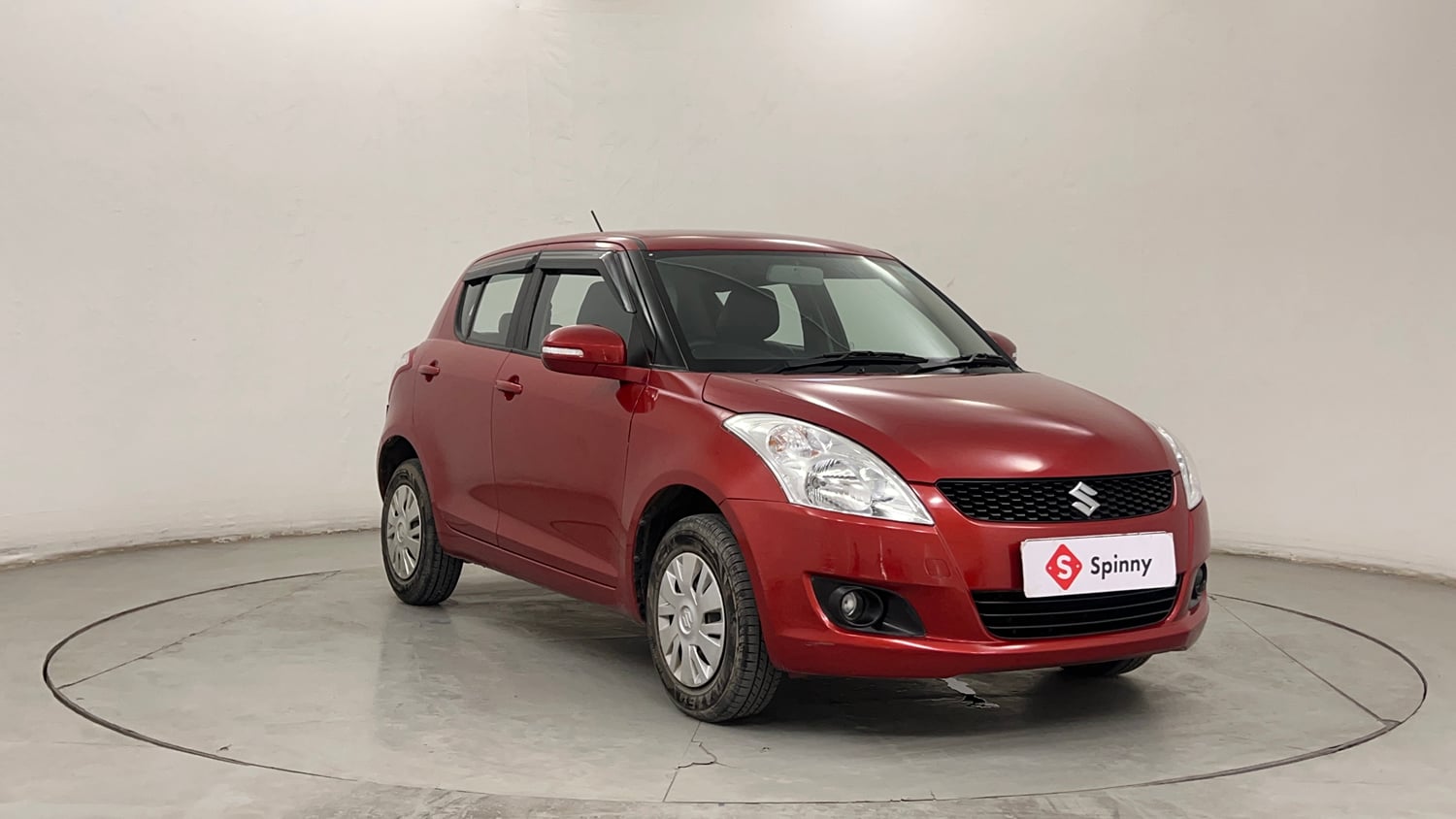 Used 2014 Maruti Suzuki Swift VXi Petrol Manual exterior RIGHT FRONT CORNER VIEW