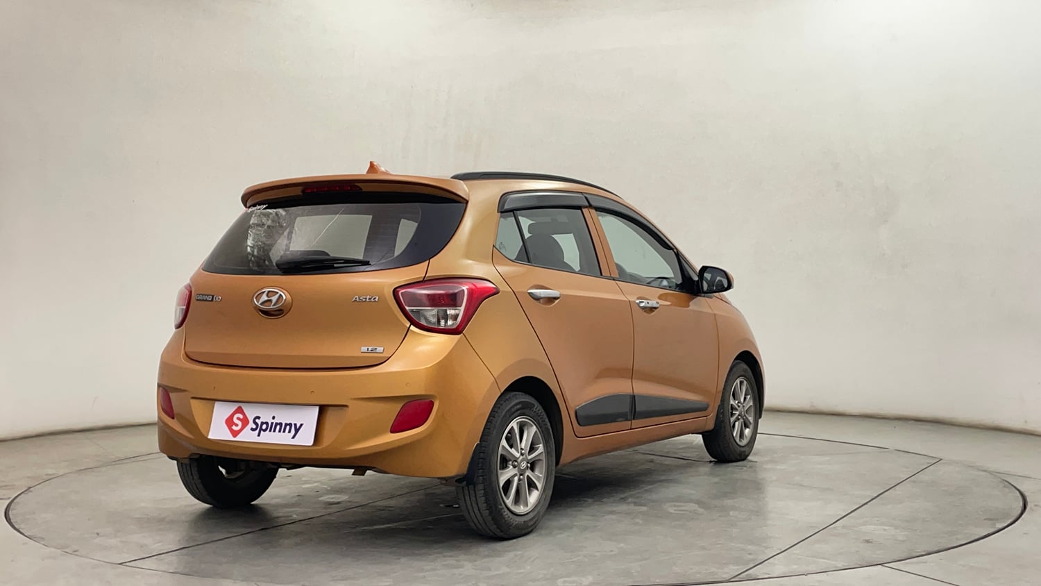 Used 2015 Hyundai Grand i10 Asta 1.2 Kappa VTVT Petrol Manual exterior RIGHT REAR CORNER VIEW