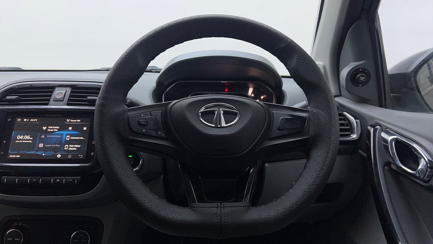 Used 2021 Tata Tigor XZ Plus Petrol Manual interior STEERING VIEW