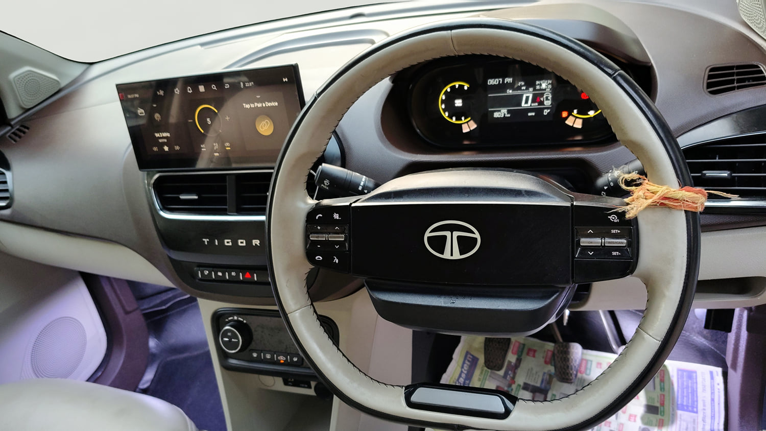 Used 2025 Tata Tigor XZ Plus LUX Petrol Manual interior STEERING VIEW