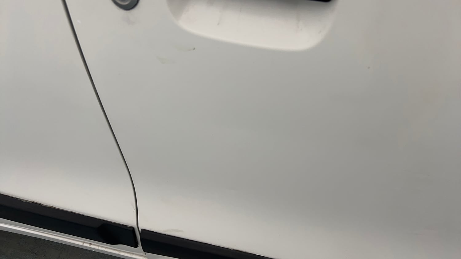 Used 2024 Maruti Suzuki Wagon R LXI 1.0 Petrol Manual dents MINOR SCRATCH