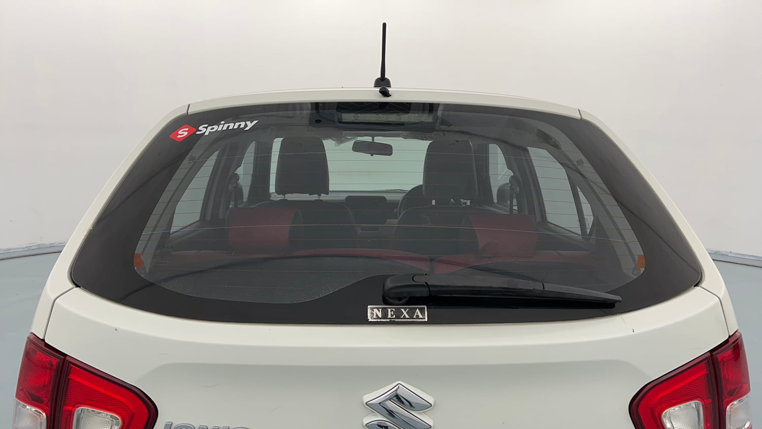 Used 2017 Maruti Suzuki Ignis Zeta 1.2 MT Petrol Manual exterior BACK WINDSHIELD VIEW