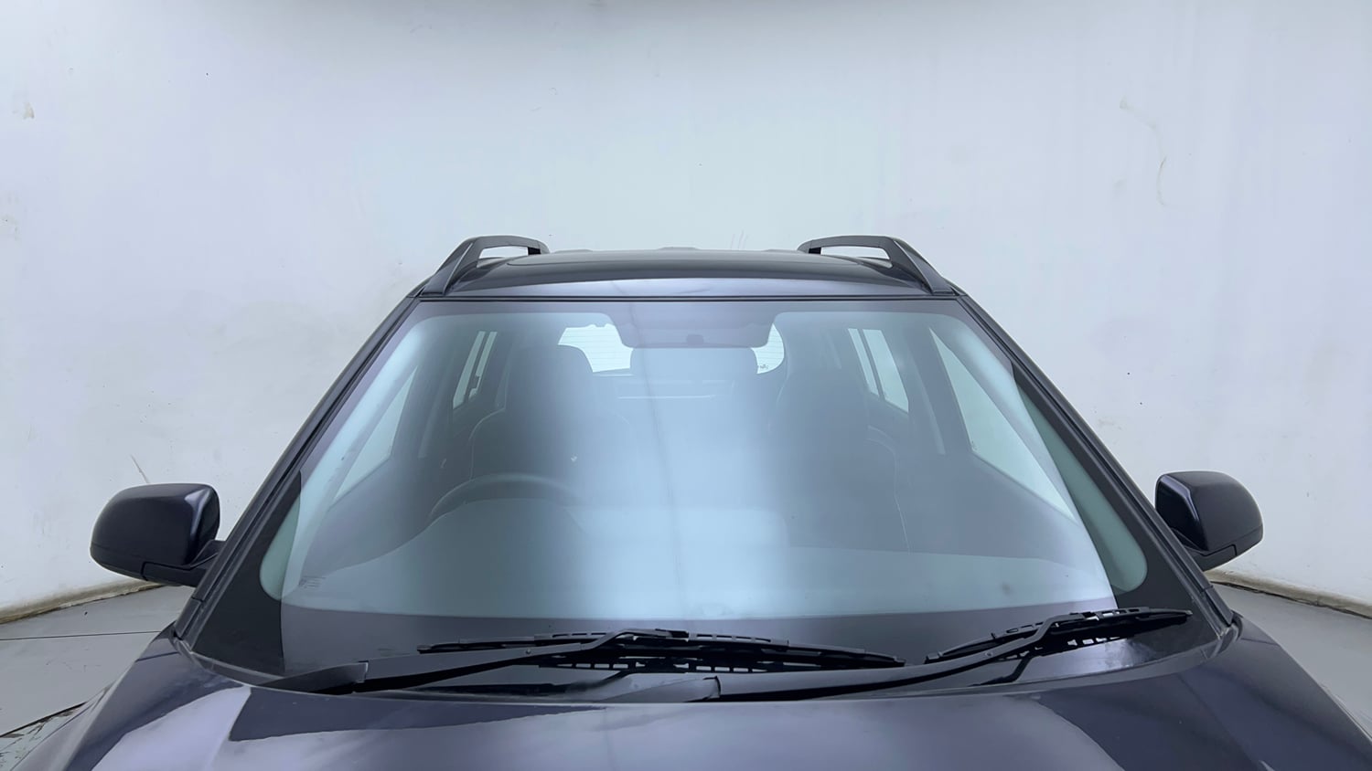 Used 2023 Hyundai Exter SX (O) 1.2 AMT Petrol Automatic exterior FRONT WINDSHIELD VIEW