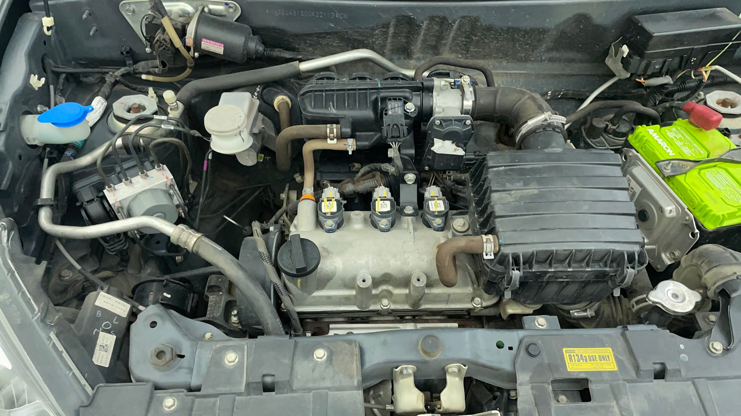 Used 2022 Maruti Suzuki Alto 800 VXi Petrol Manual engine ENGINE RIGHT SIDE VIEW