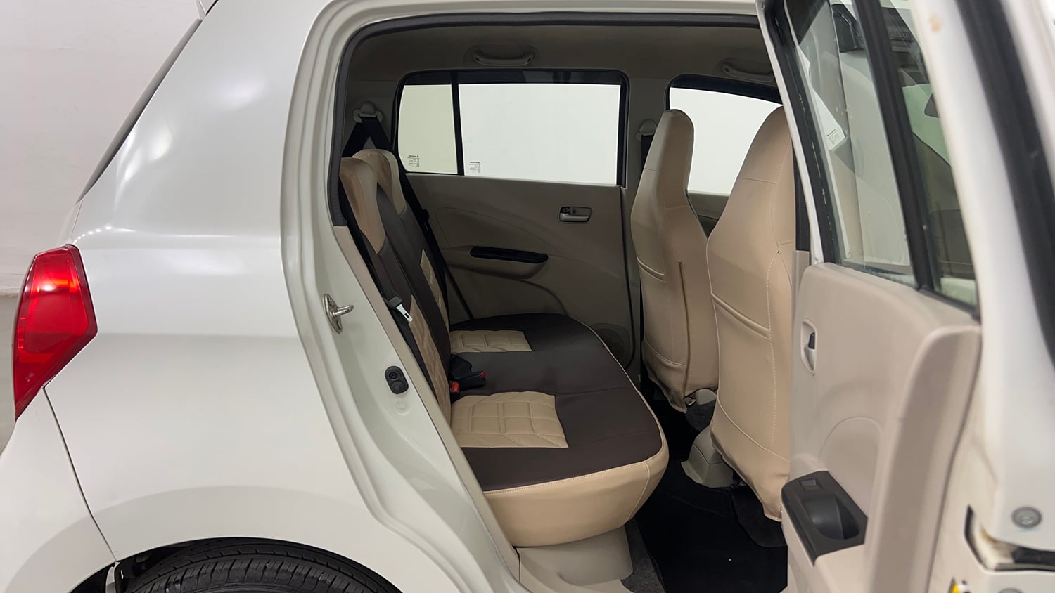 Used 2019 Maruti Suzuki Celerio ZXi AMT Petrol Automatic interior RIGHT SIDE REAR DOOR CABIN VIEW