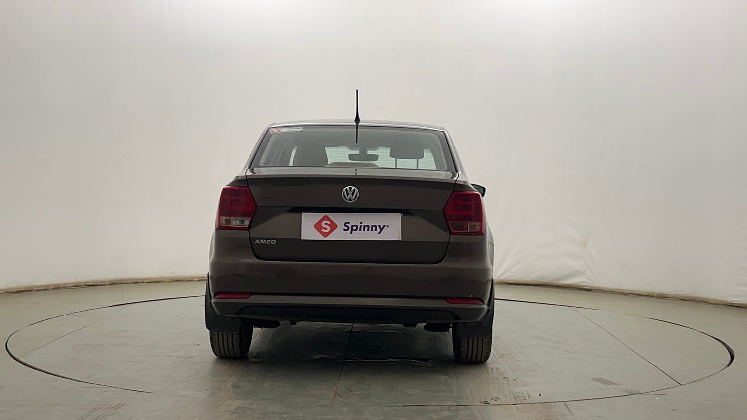 Used 2018 Volkswagen Ameo Highline1.2L Plus (P) 16 Alloy Petrol Manual exterior BACK VIEW