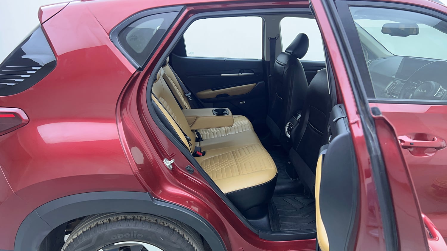 Used 2024 Kia Sonet HTX Plus 1.5 Diesel MT Diesel Manual interior RIGHT SIDE REAR DOOR CABIN VIEW