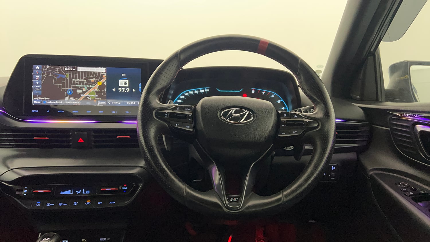 Used 2023 Hyundai i20 N Line N8 1.0 Turbo DCT Petrol Automatic interior STEERING VIEW