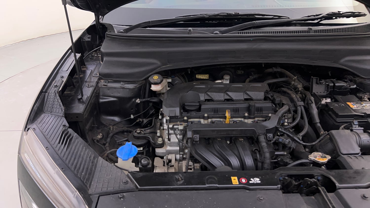 Used 2023 Hyundai Creta SX (O) 1.5 Petrol IVT Knight Petrol Automatic engine ENGINE RIGHT SIDE HINGE & APRON VIEW