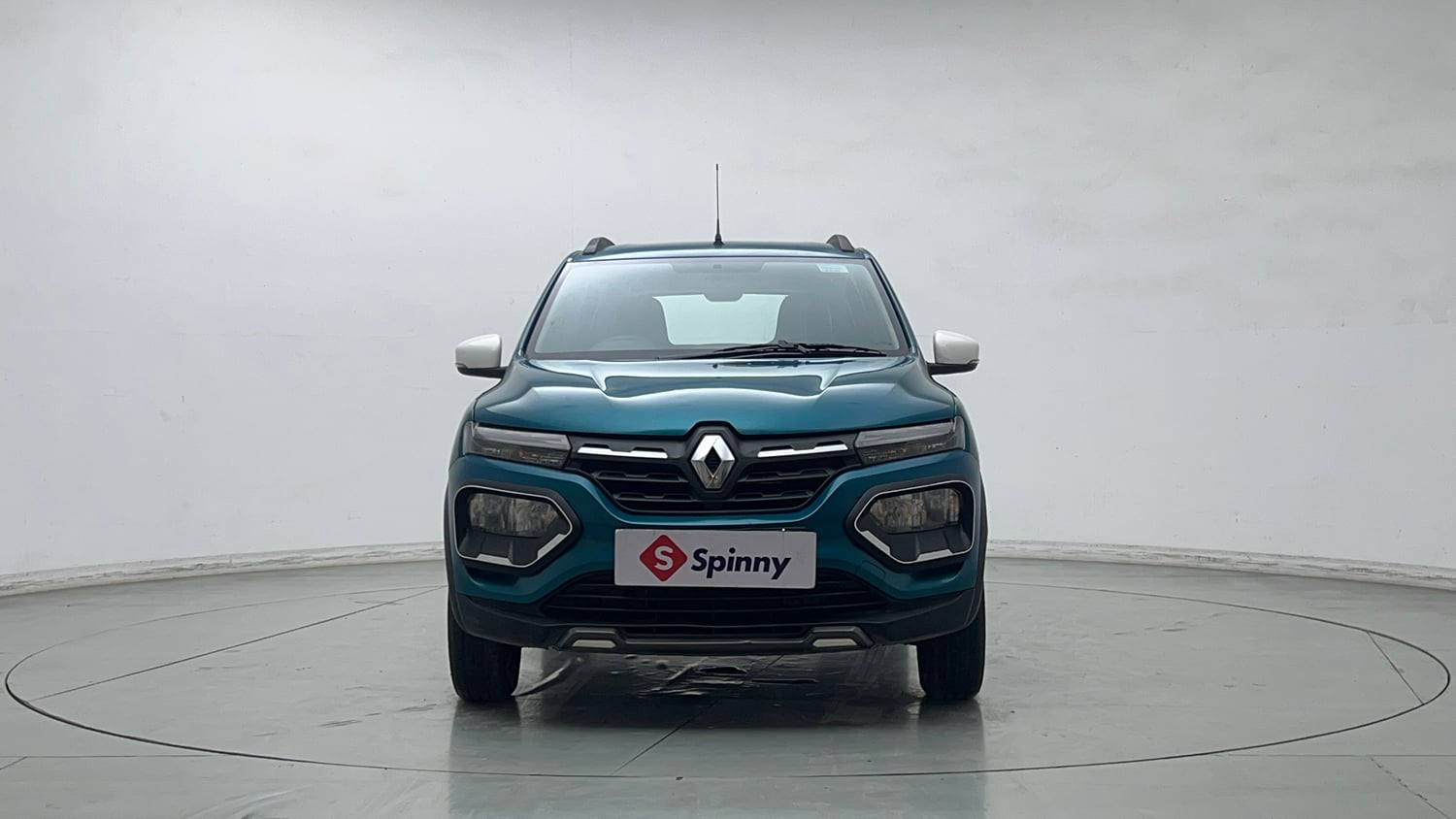 Used 2025 Renault Kwid CLIMBER 1.0 MT Petrol Manual exterior FRONT VIEW