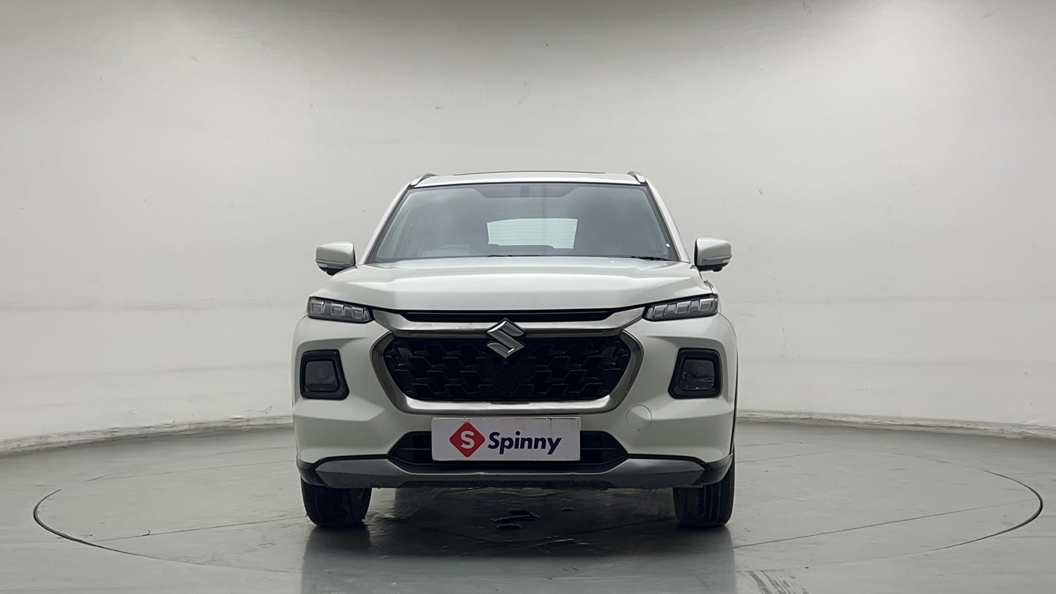 Used 2023 Maruti Suzuki Grand Vitara Alpha Plus Intelligent Hybrid eCVT Hybrid Automatic exterior FRONT VIEW