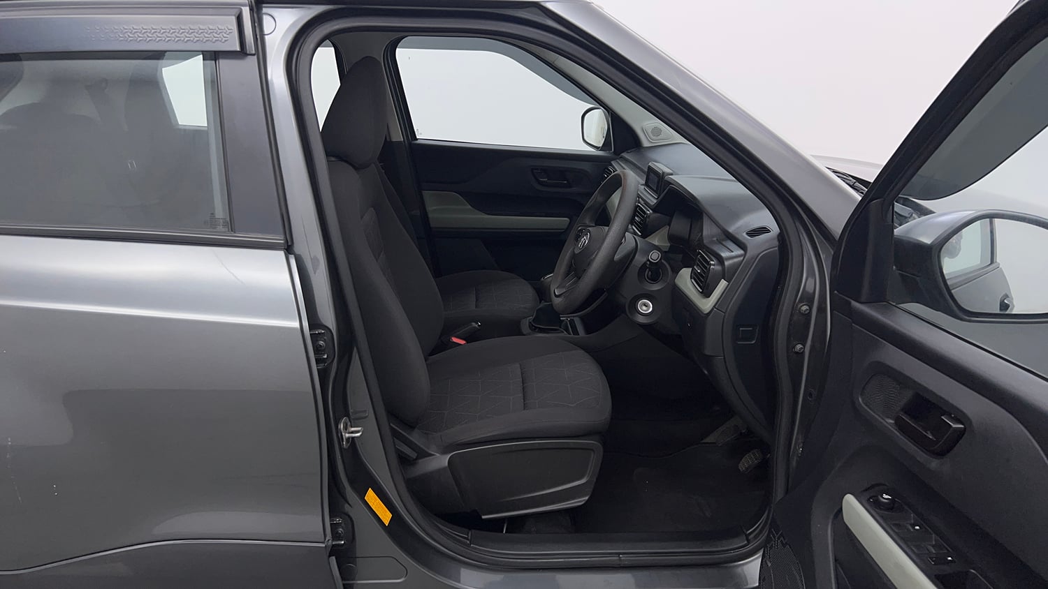 Used 2022 Tata Punch Adventure MT Petrol Manual interior RIGHT SIDE FRONT DOOR CABIN VIEW