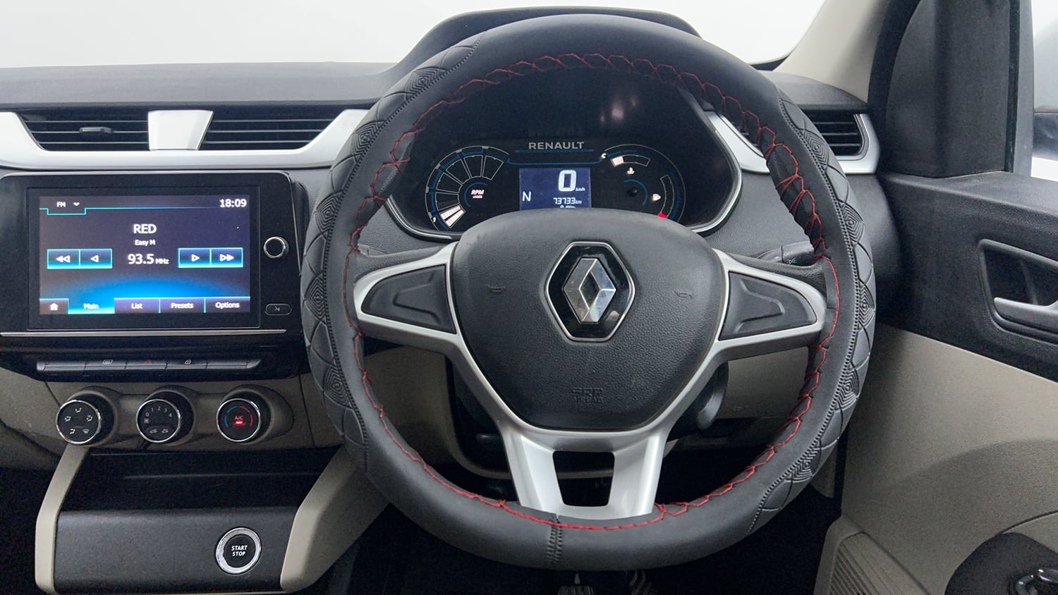 Used 2020 Renault Triber RXZ EASY-R AMT Petrol Automatic interior STEERING VIEW