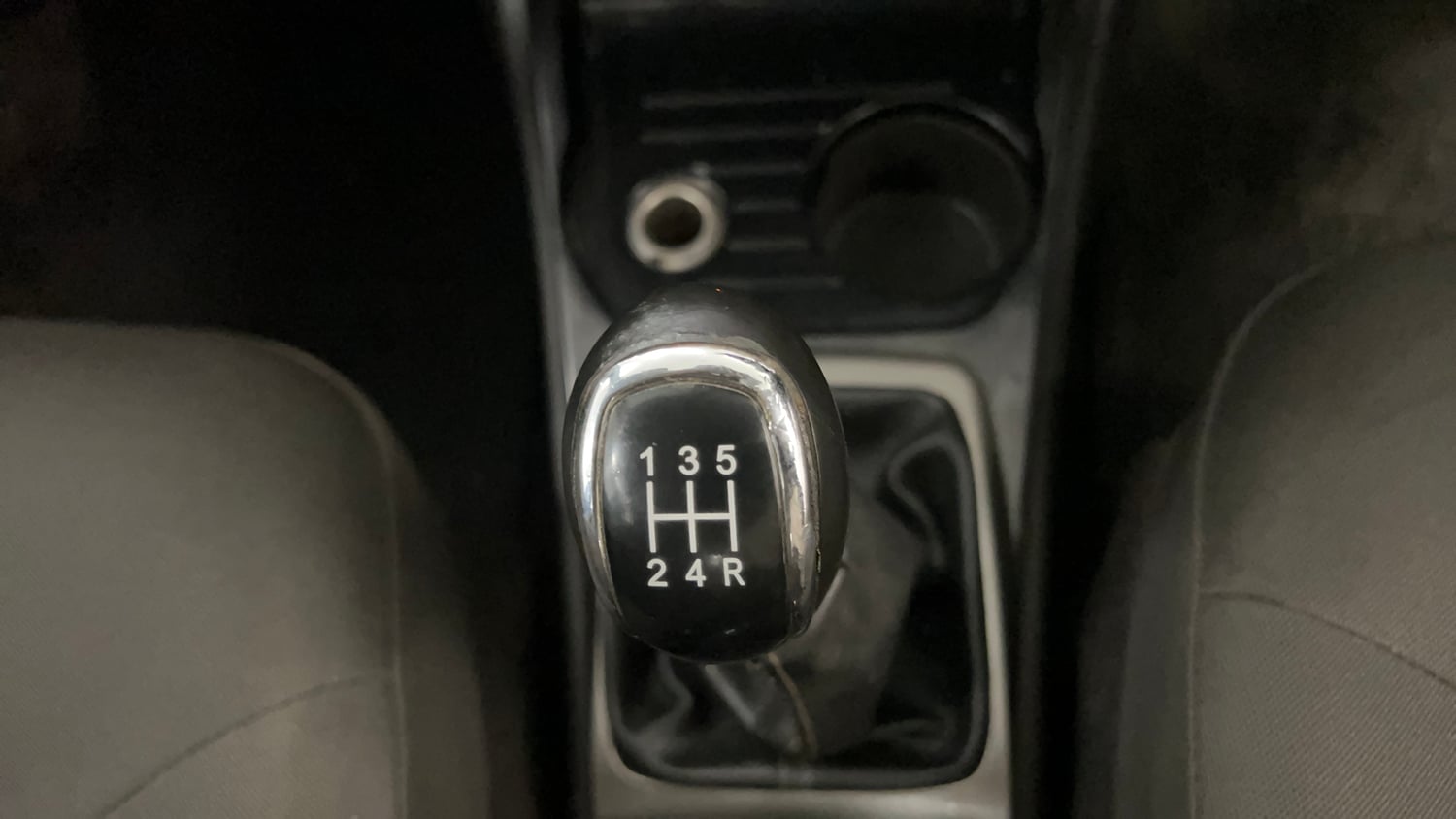 Used 2020 Tata Zest XT Petrol Petrol Manual interior GEAR  KNOB VIEW