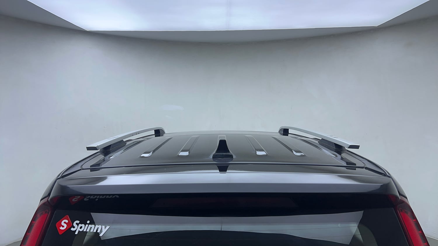 Used 2022 Mahindra Scorpio N Z8 L Petrol AT 7 STR Petrol Automatic exterior EXTERIOR ROOF VIEW